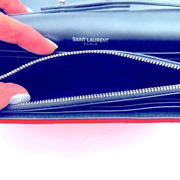 EUC YSL Cassandre neon fuchsia patent leather clutch on a chain. - Picture 10 of 11